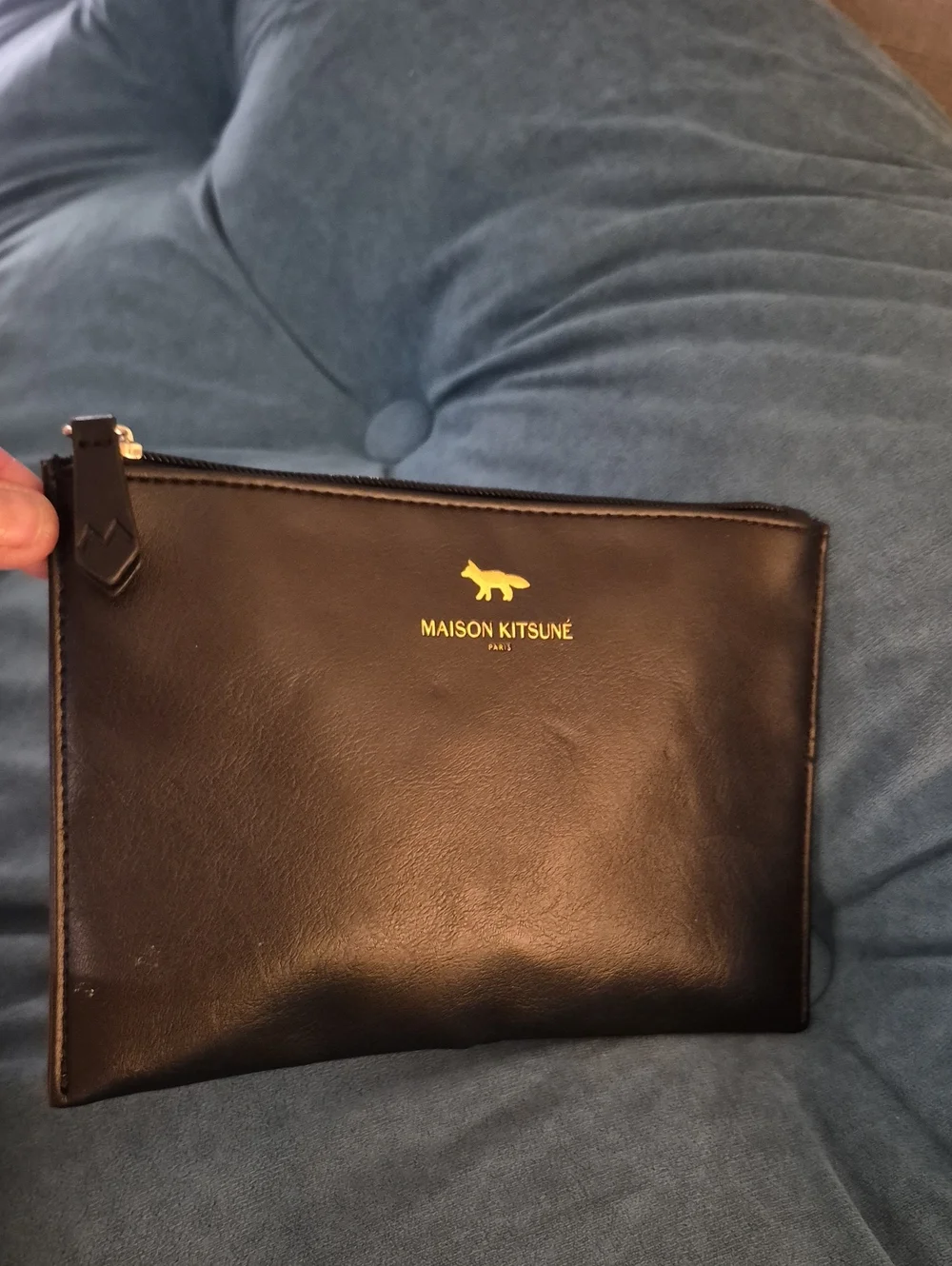 Maison Kitsune JAL Business Class Amenity Black  Accessory makeup Zip Bag